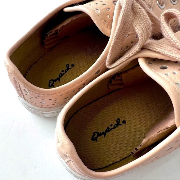 Women Qupid Reba-69C Leatherette Perforated Metallic Lace Up Sneaker - Picture 9 of 10